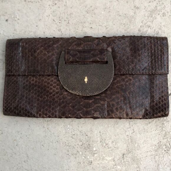 R & Y augousti - Picture 1 of 4